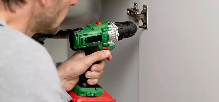 Commercial Door Hinge Repair Napanee